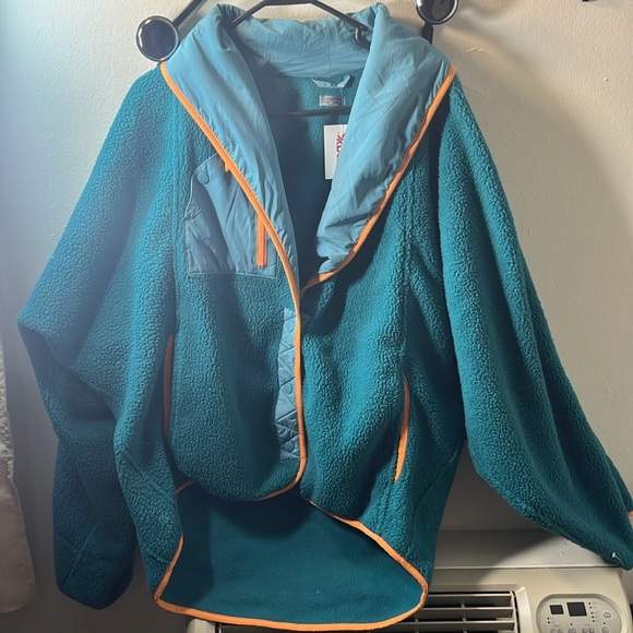 Free People Teal Fleece Jacket MSRP $168 - Picture 4 of 9